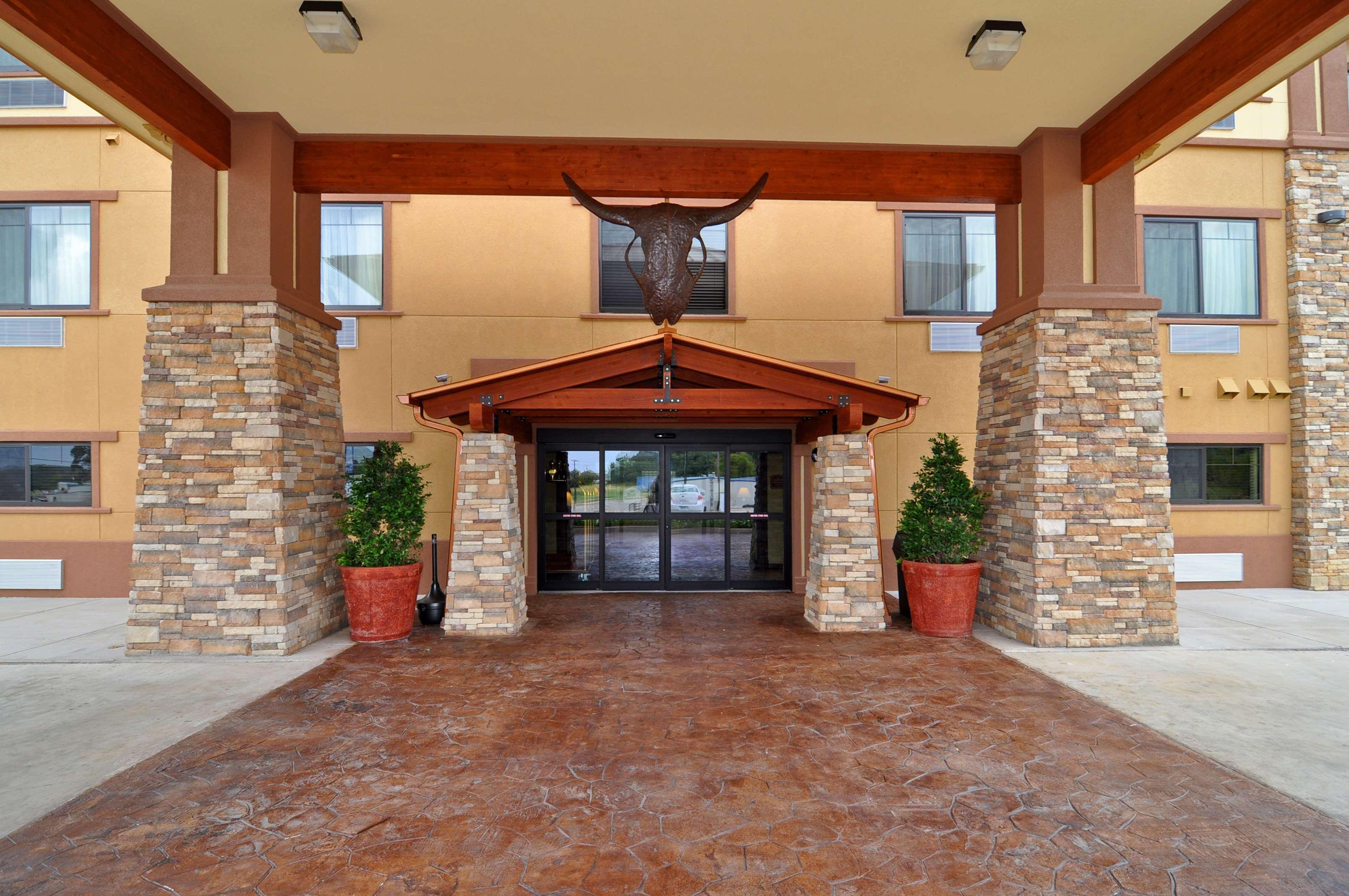 Best Western Plus Royal Mountain Inn & Suites Атенс Екстериор снимка
